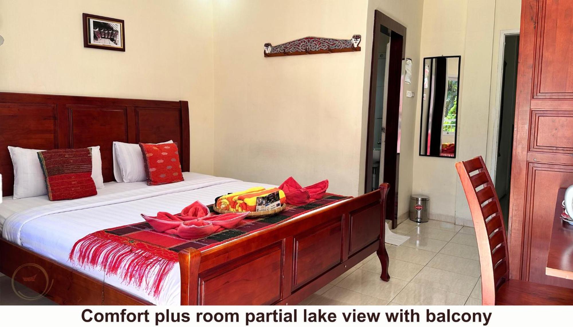 Zoé’s Paradise Waterfront Hotel Tuk Tuk Extérieur photo